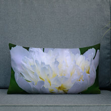 Load image into Gallery viewer, Peony Premium Pillow