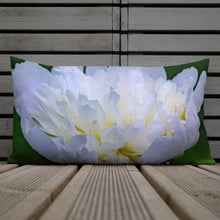 Load image into Gallery viewer, Peony Premium Pillow