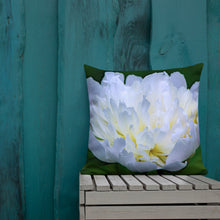 Load image into Gallery viewer, Peony Premium Pillow